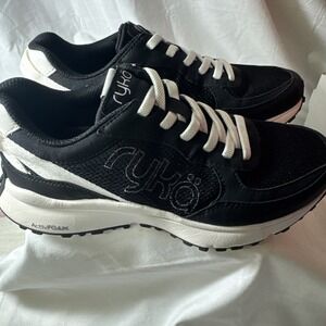 Ryka Jog On Slip On Sneaker Black Womens Size 7m Black/white Slip On New With Bc